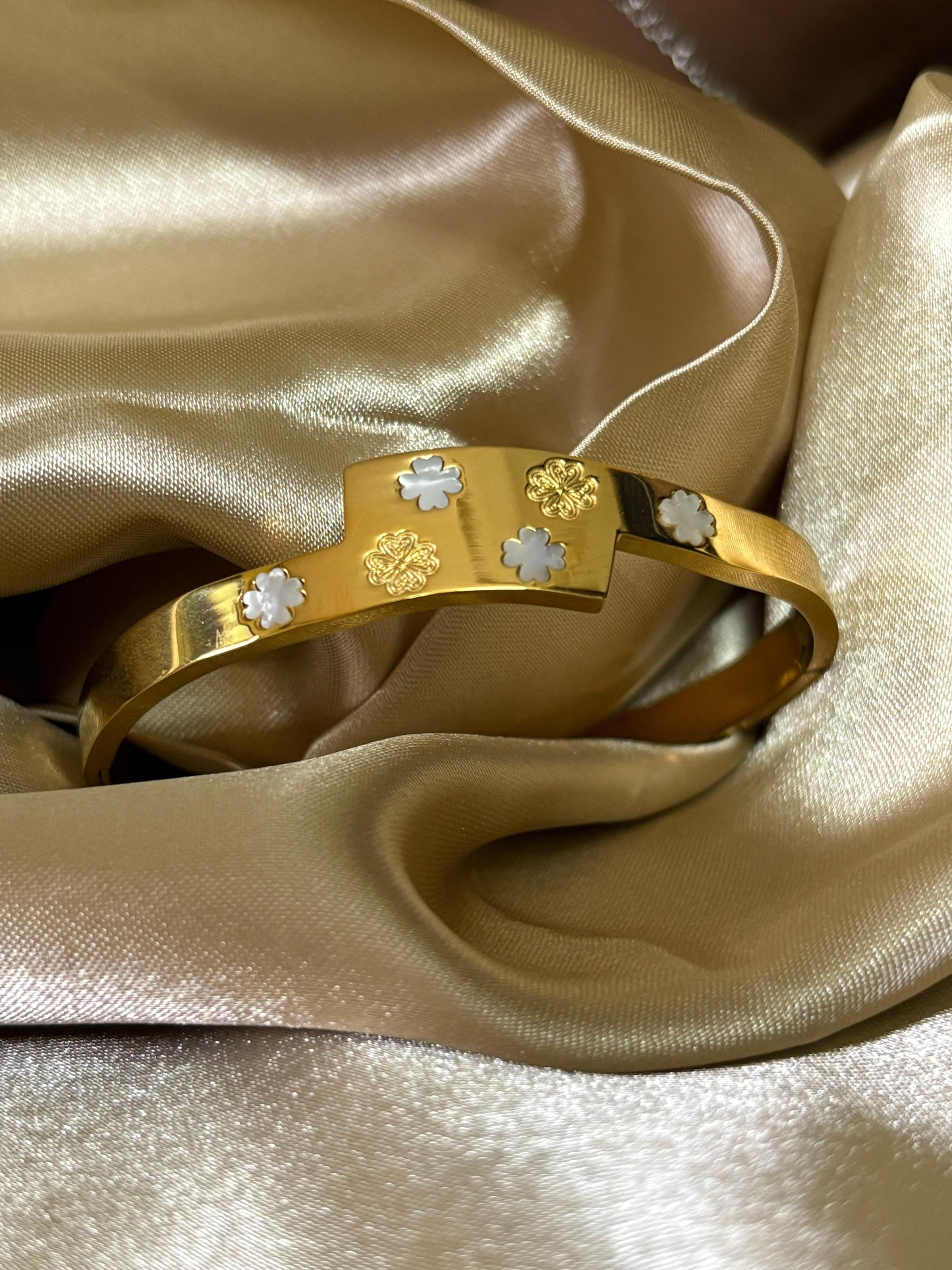 Gold Bangle Clover Bracelet for Women Stylish | Stainless Steel Black Floral Design Kada for Girls| Anti Tarnish Jewellery for women